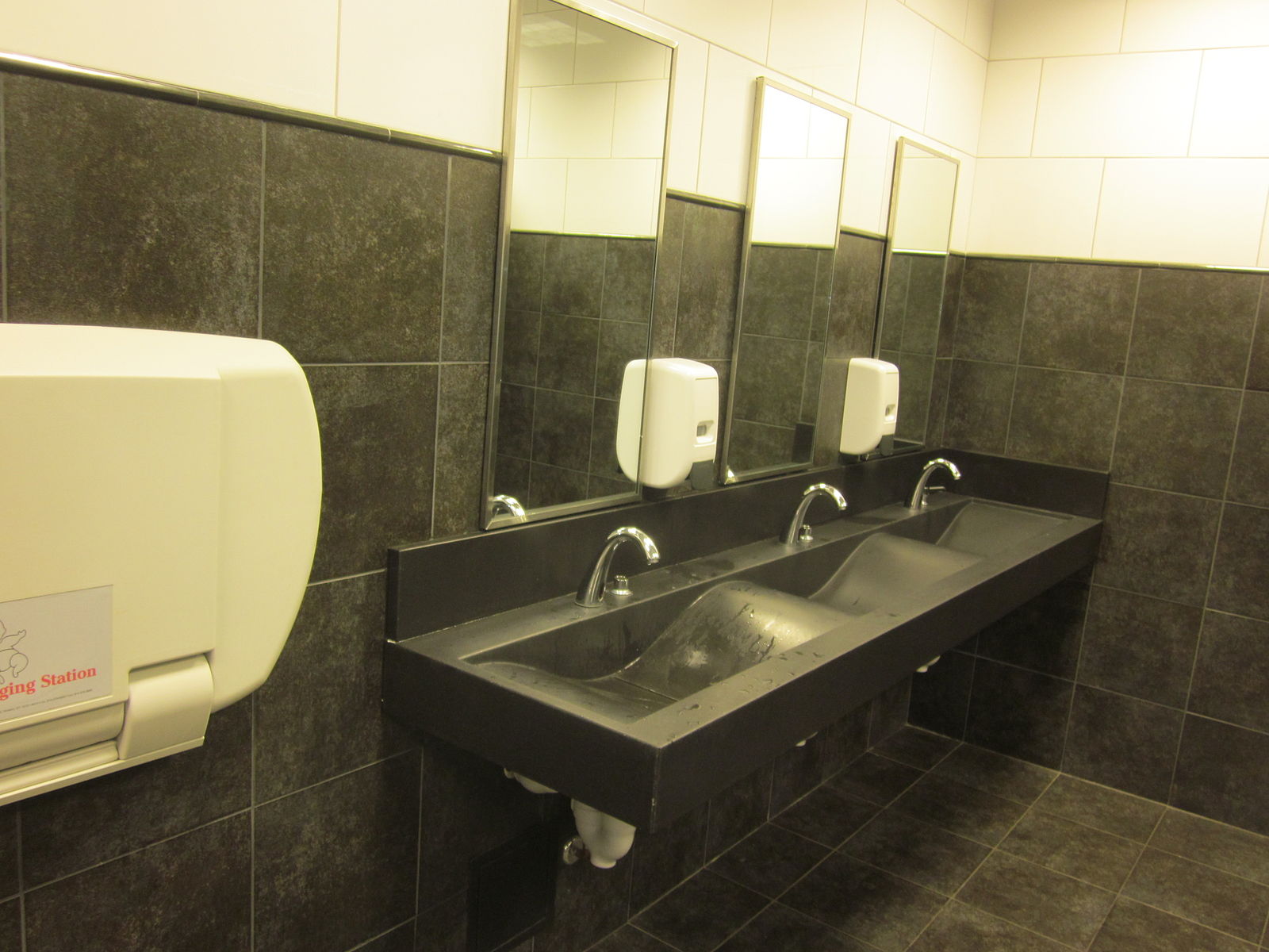 bathroom sink leaking underneath porcelain to plastic