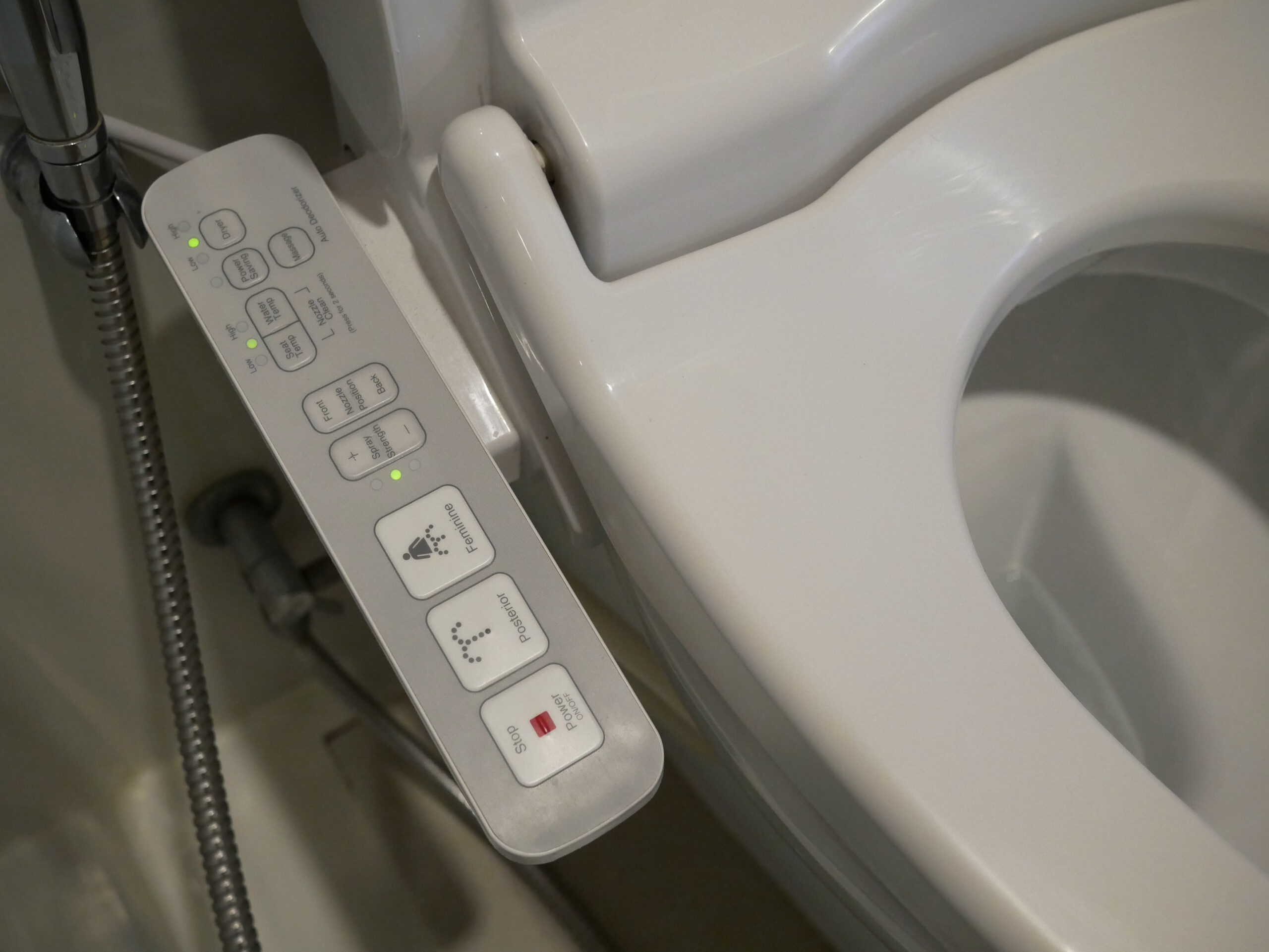 What Features You Need to Look for in a Bidet Seat?